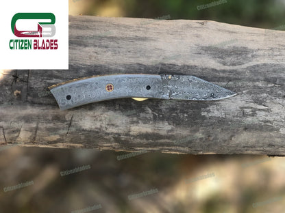 Handgemachtes Taschenmesser aus Damaststahl, Klappklinge / Jagd / Camping EDC